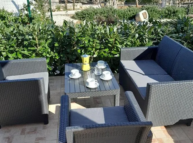 Апартаменты Dean Климно