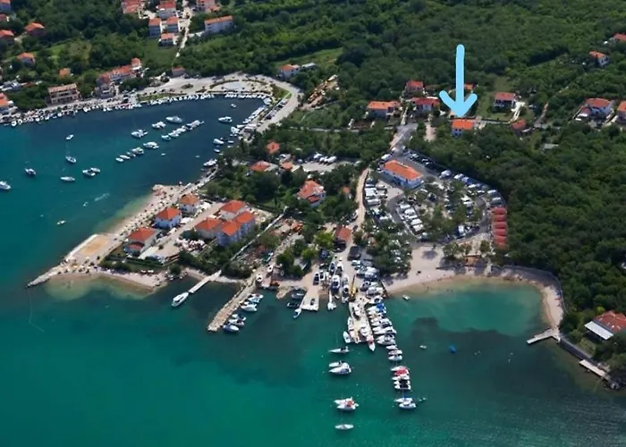 Апартаменты Dean Климно